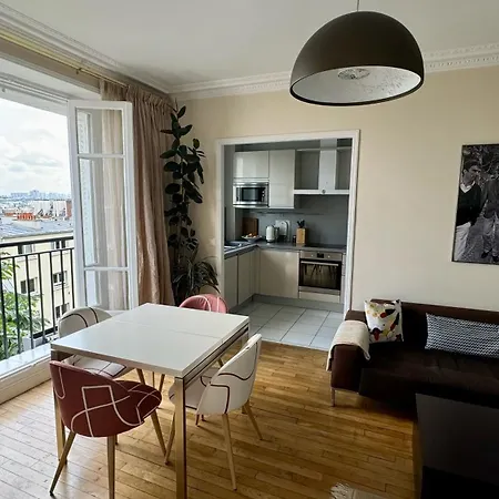 Amazing View In Montmartre, 2 Min From Sacre-coeur Paris